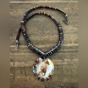 Vintage Santo Domingo Heishi Brown Necklace Shell Pendant Native Handmade